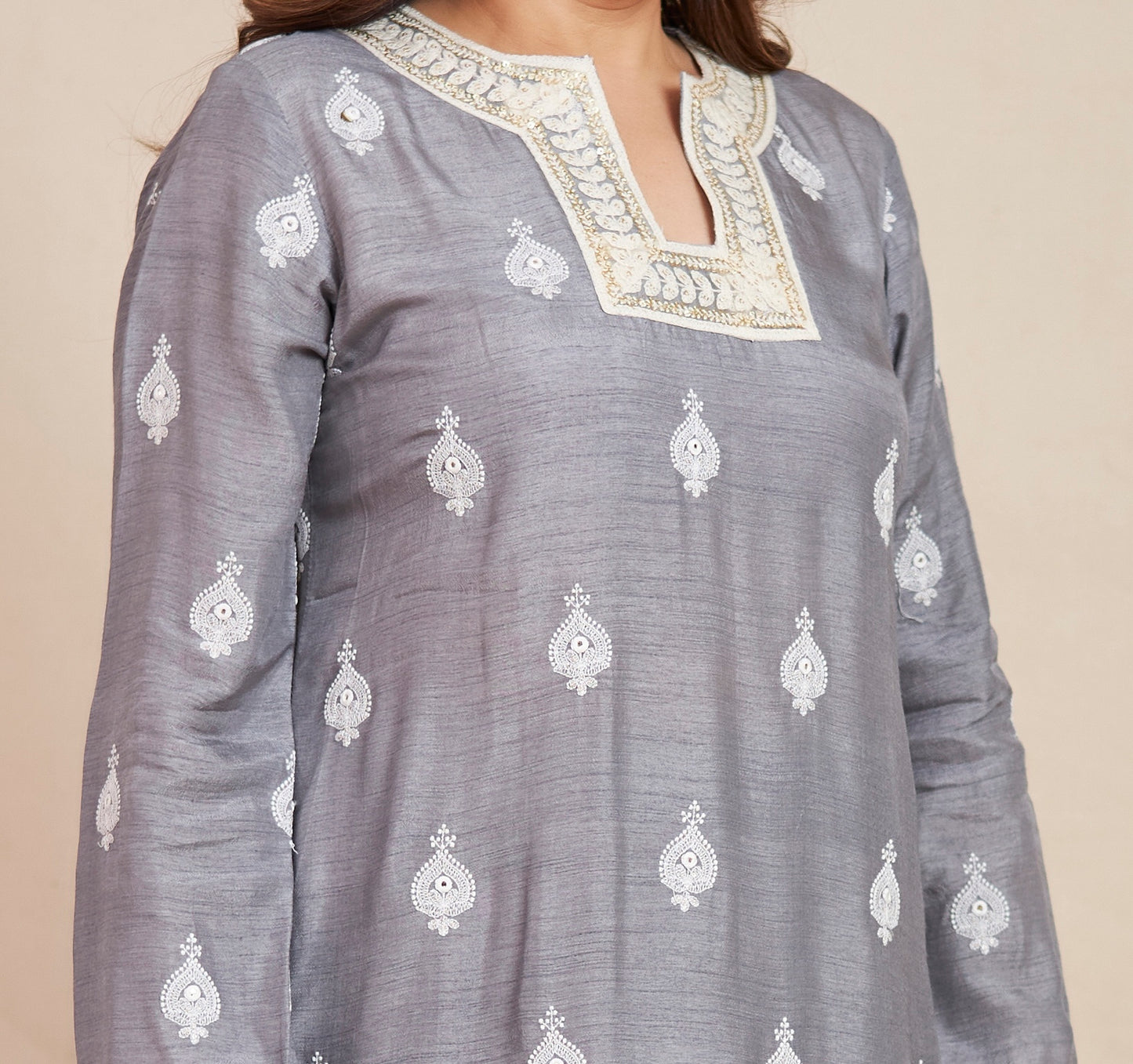 Silken Verse (Grey)