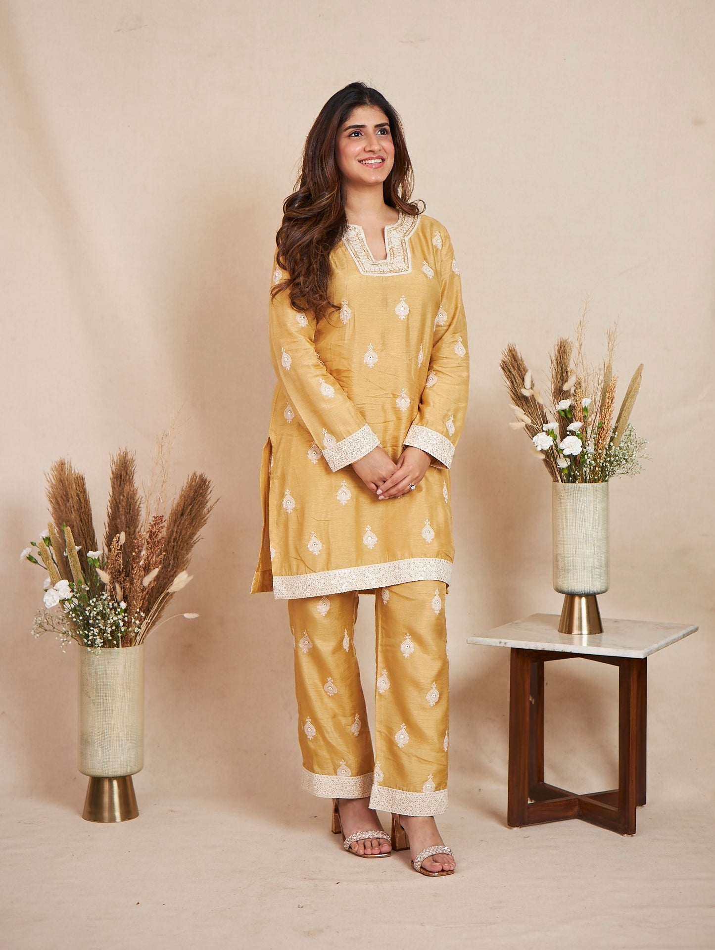 Silken Verse (Mustard)